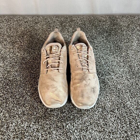 Womens Nike Running Shoes Roshe One Metallic Peach Size 8.5 - Picture 4 of 6